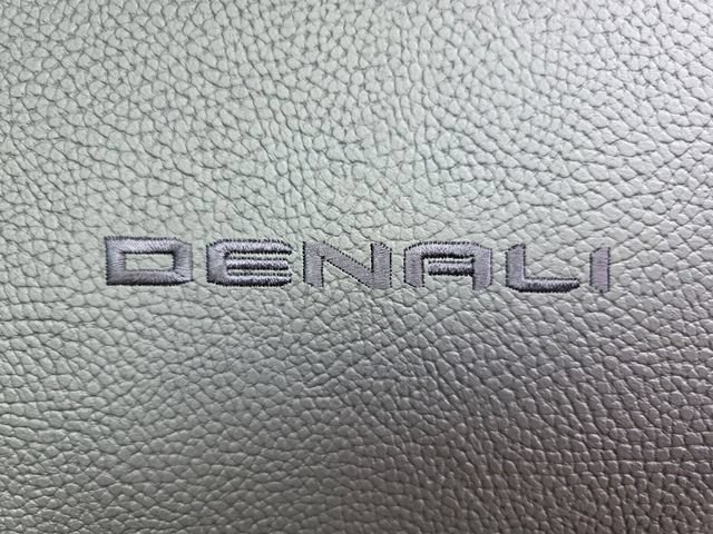 New 2026 GMC Yukon XL Denali w/ Denali Reserve Package AWD/4WD image 14