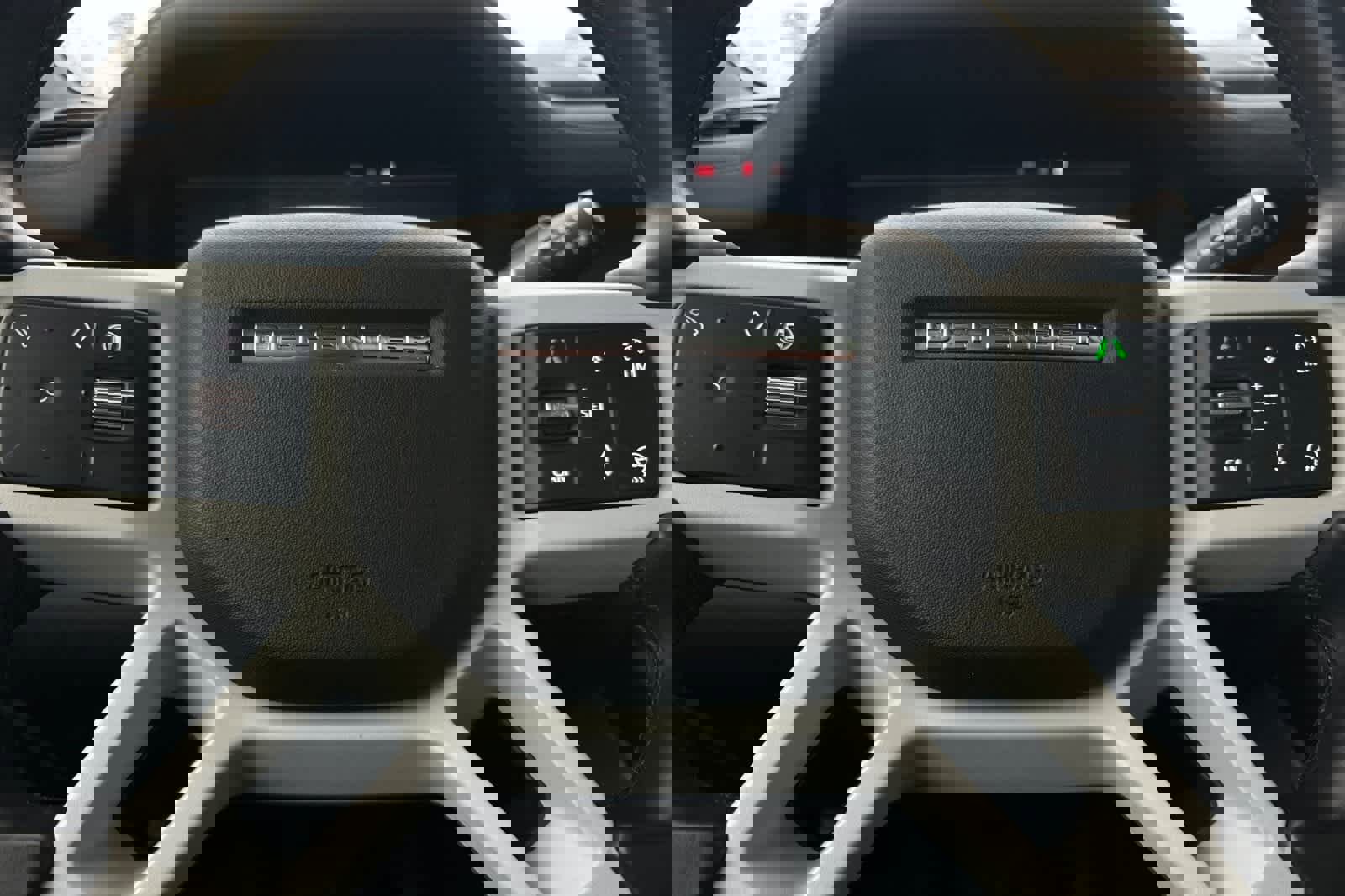 Used 2024 Land Rover Defender 110 X-Dynamic SE image 26