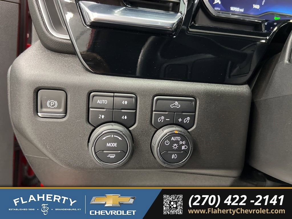 Used 2024 Chevrolet Silverado 3500 LT w/ Convenience Package image 24