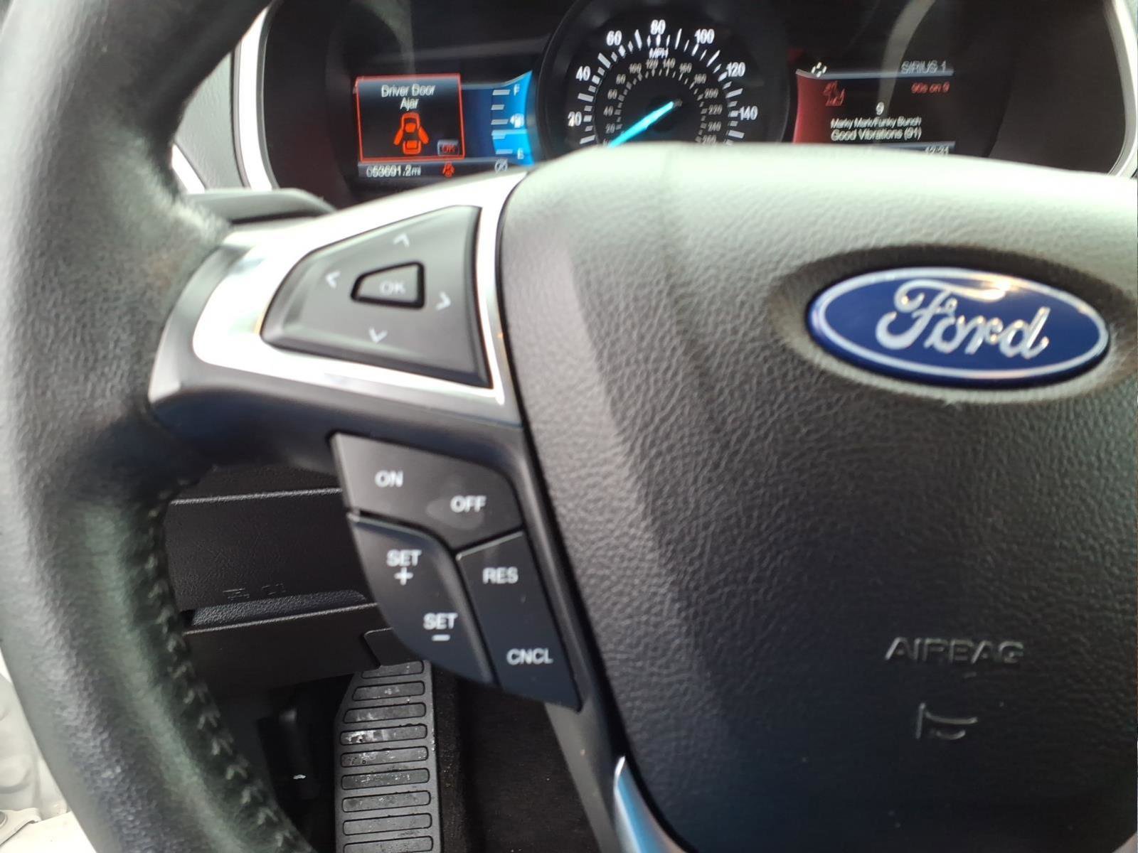 Used 2020 Ford Edge SEL w/ Convenience Package image 23