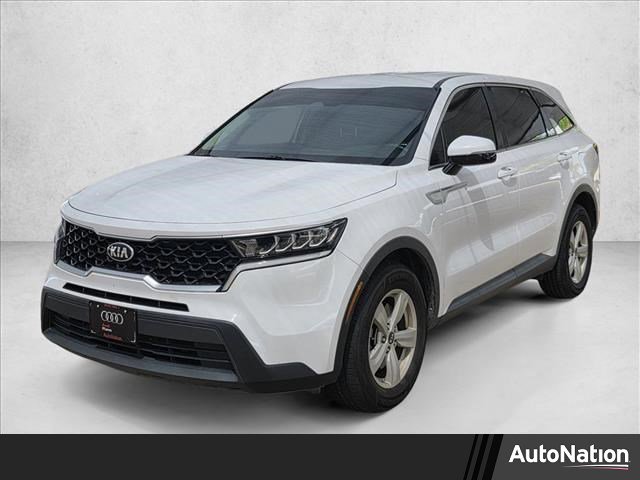 Used 2021 Kia Sorento LX image 1