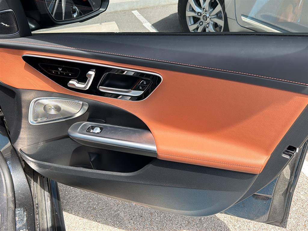 Used 2024 Mercedes-Benz C 300 Sedan image 17
