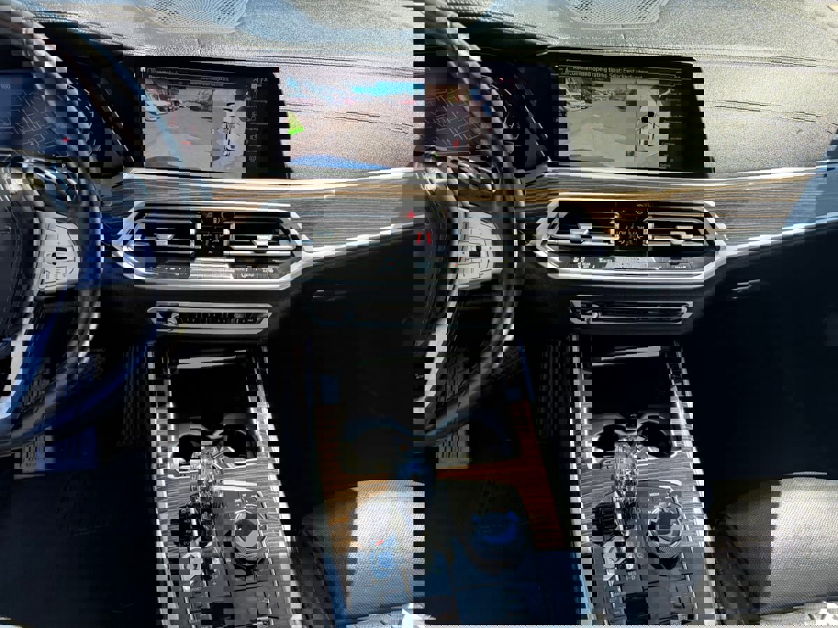 Used 2020 BMW X7 xDrive40i w/ Premium Package image 25