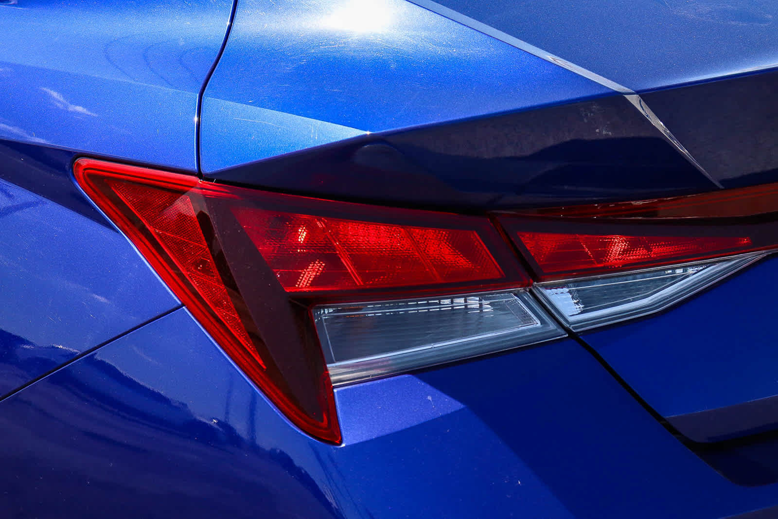 Used 2022 Hyundai Elantra SEL FWD image 11
