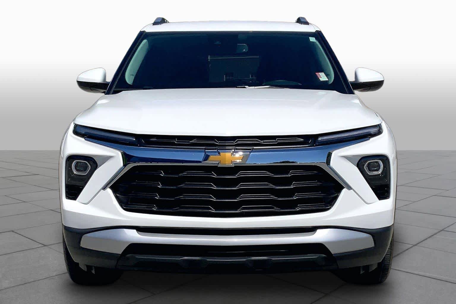 Used 2025 Chevrolet TrailBlazer LT w/ Convenience Package FWD image 8