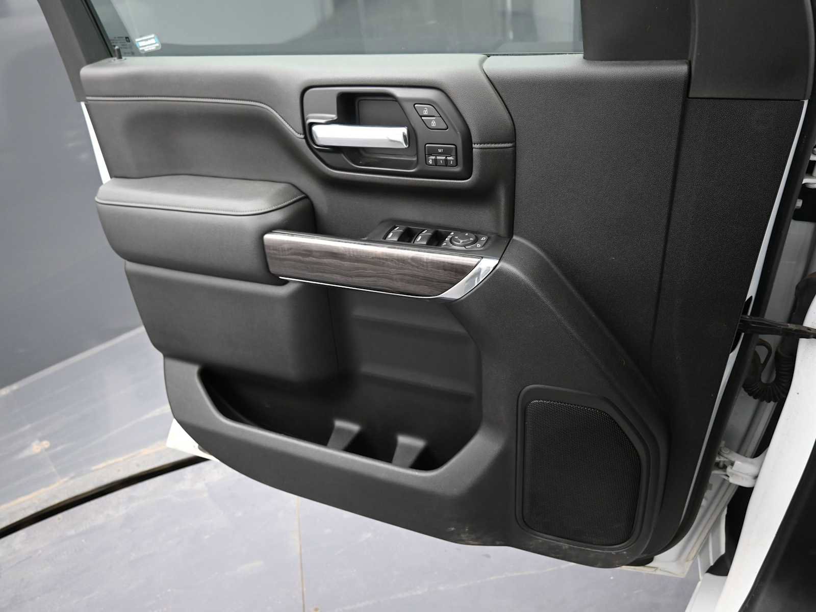 Used 2022 Chevrolet Silverado 2500 LTZ w/ Safety Package image 11