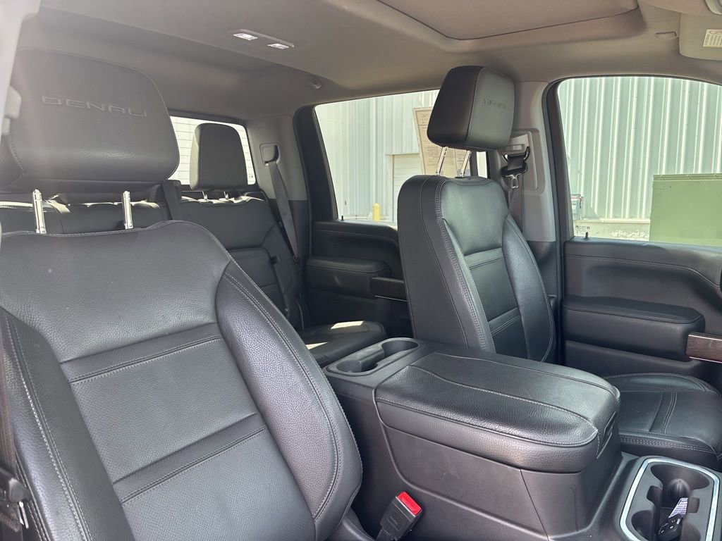 Used 2023 GMC Sierra 2500 Denali w/ Denali Black Diamond Edition image 32
