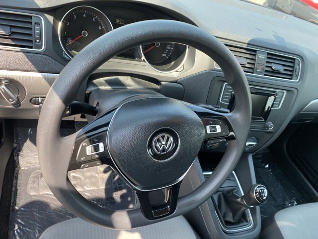 Used 2018 Volkswagen Jetta S image 12