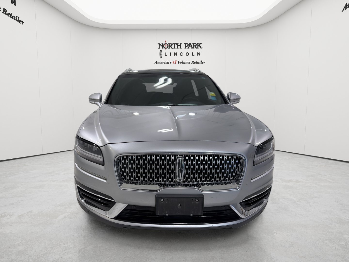 Used 2020 Lincoln Nautilus Reserve AWD/4WD image 8