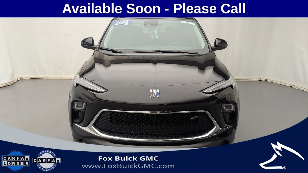 Used 2025 Buick Encore GX Sport Touring w/ Comfort Package AWD/4WD image 2
