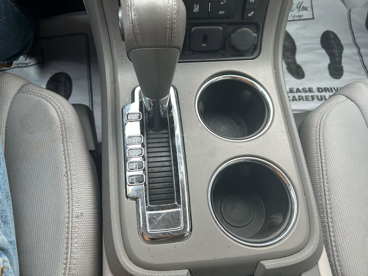 Used 2015 GMC Acadia SLE FWD image 26