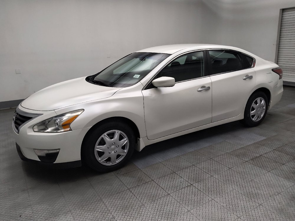 Used 2015 Nissan Altima 2.5 S FWD image 2
