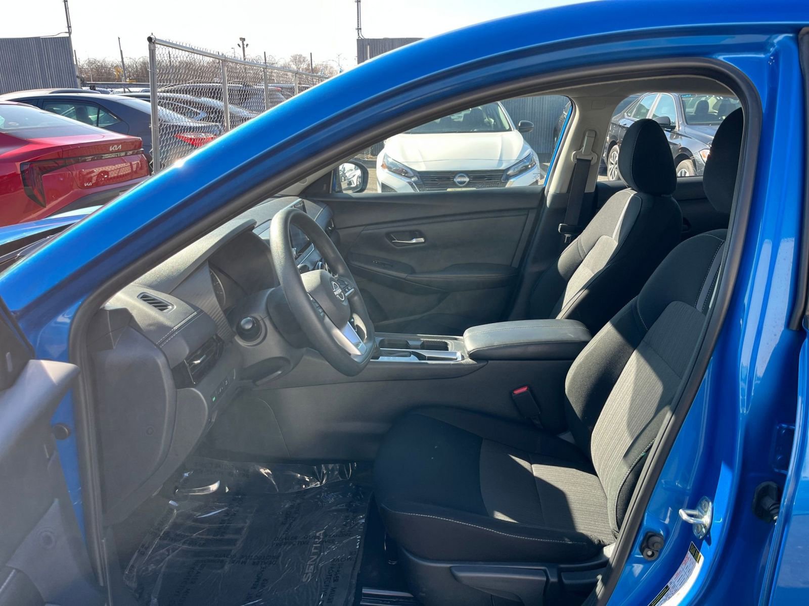 Used 2025 Nissan Sentra SV FWD image 26