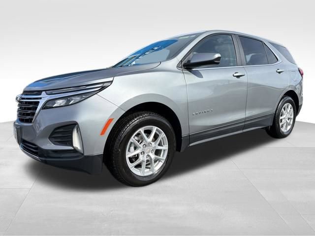 Used 2024 Chevrolet Equinox LT w/ LPO, Floor Liner Package image 1