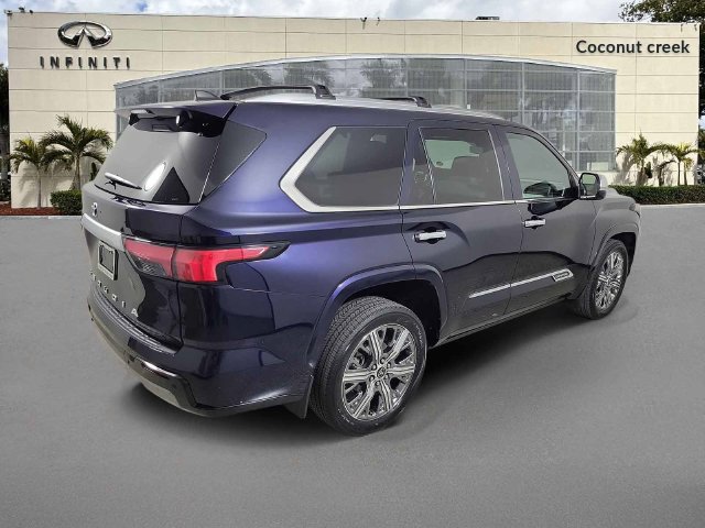 Used 2024 Toyota Sequoia Capstone AWD/4WD image 4