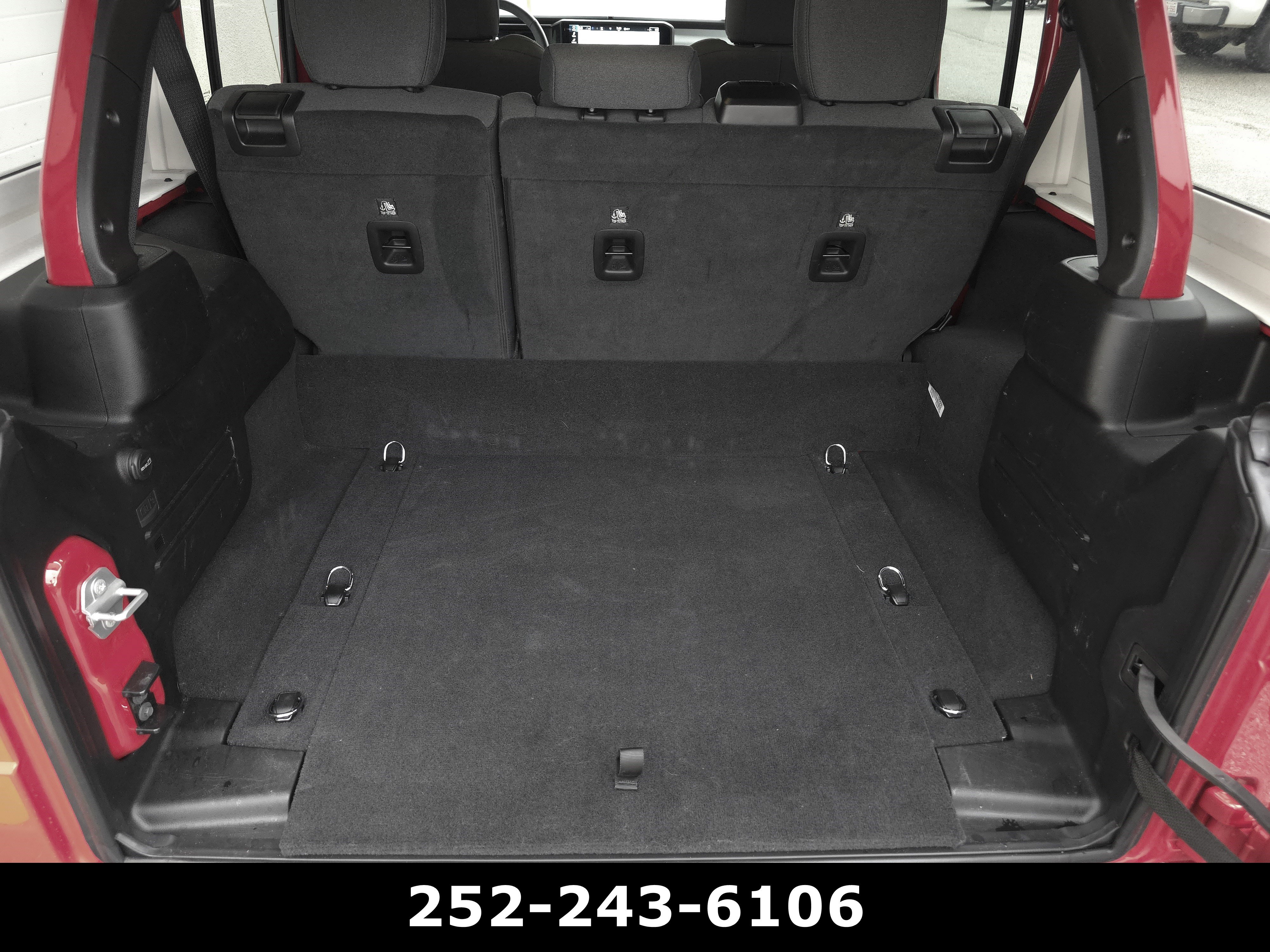 Used 2025 Jeep Wrangler Sahara w/ Safety Group image 37