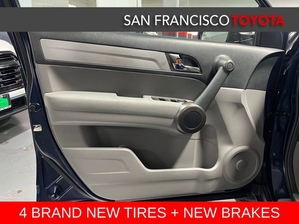 Used 2011 Honda CR-V LX image 31