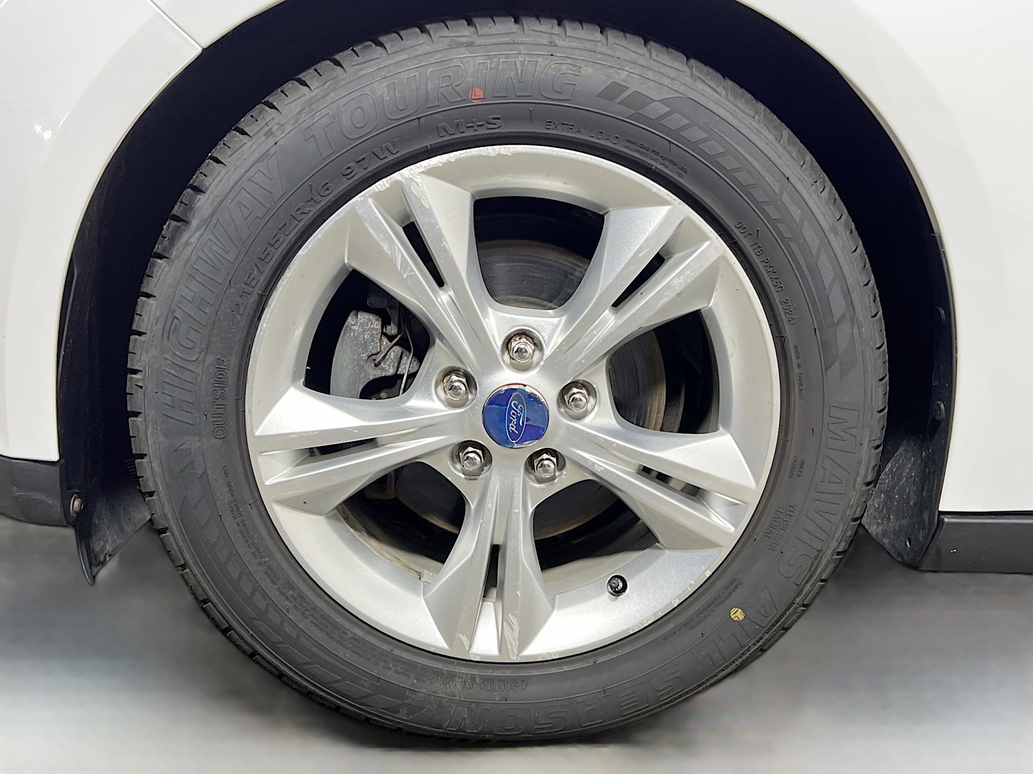 Used 2013 Ford Focus SE w/ SE Winter Pkg image 14