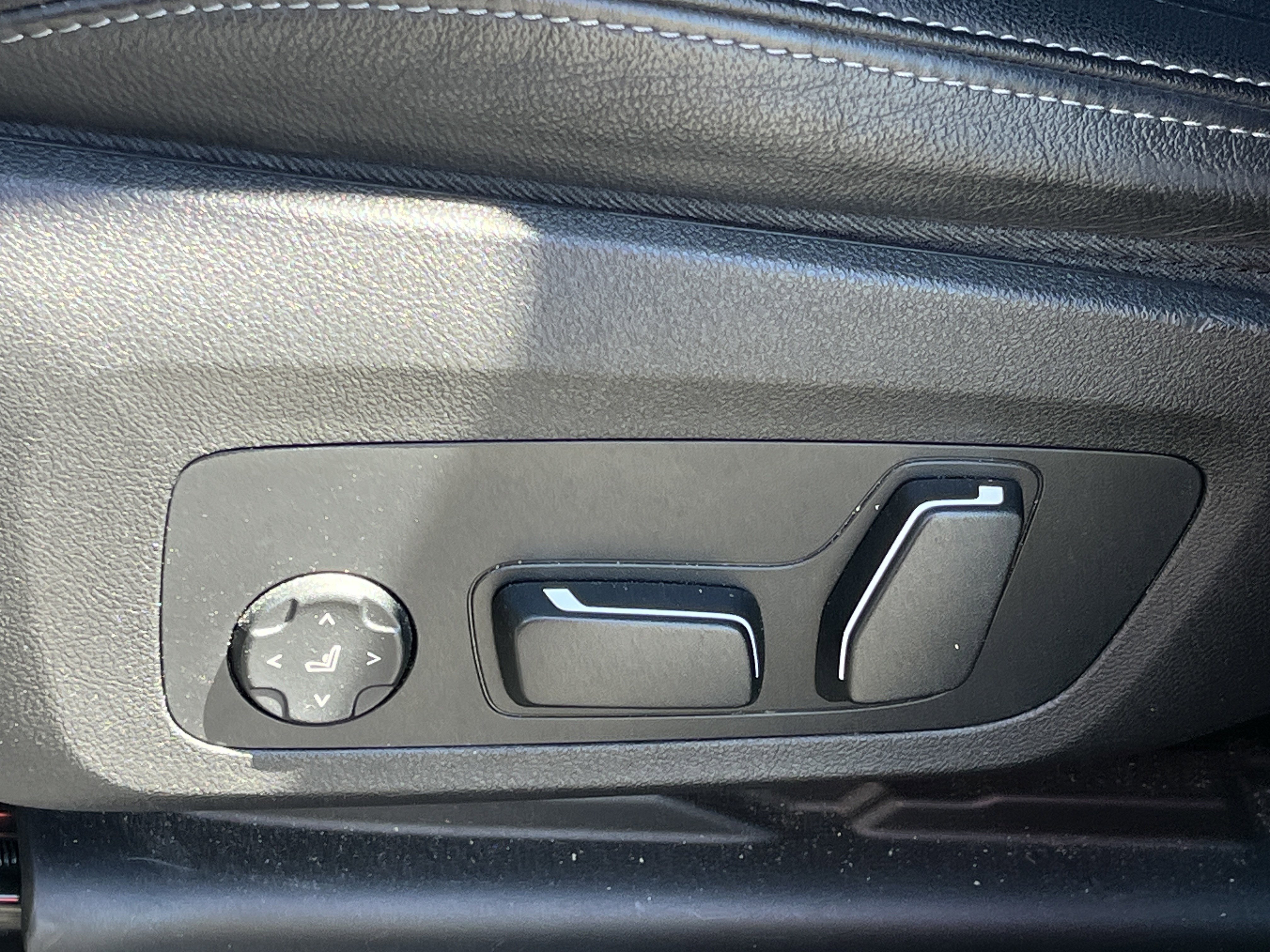 Used 2024 BMW X3 xDrive30i AWD/4WD image 19