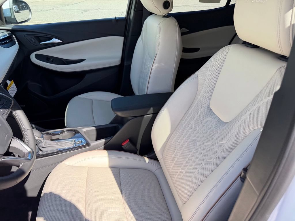 New 2026 Buick Encore GX Avenir w/ Avenir Technology Package AWD/4WD image 15