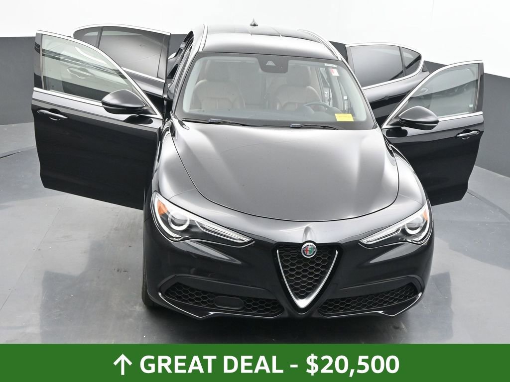 Used 2020 Alfa Romeo Stelvio Sport w/ Cold Weather Package image 57