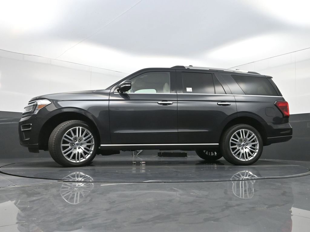 Used 2024 Ford Expedition Limited AWD/4WD image 31