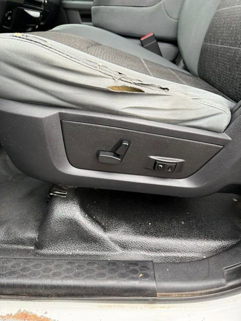 Used 2014 RAM 2500 SLT w/ Protection Group image 14