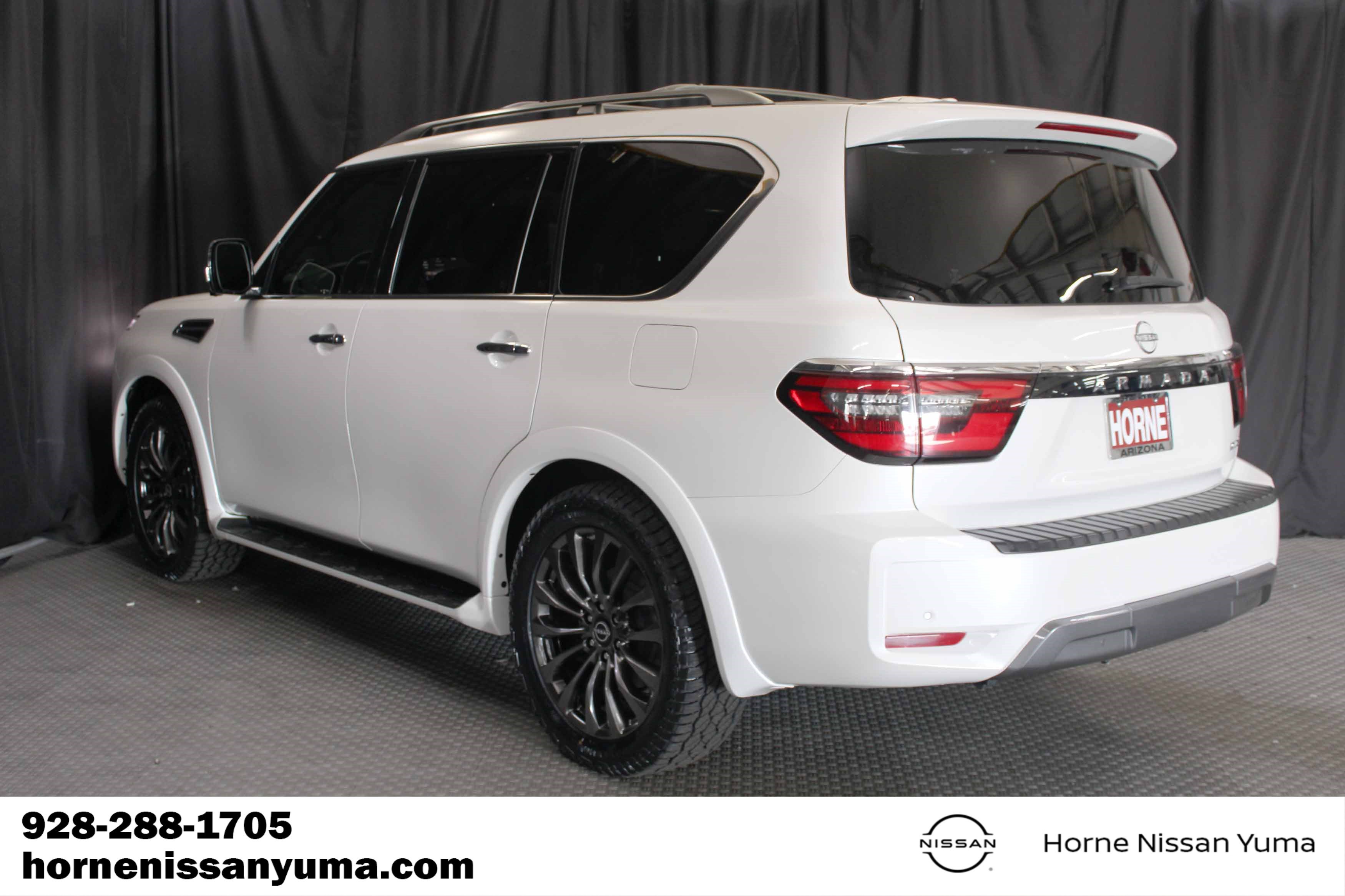 Certified 2023 Nissan Armada Platinum w/ Cargo Package AWD/4WD image 17