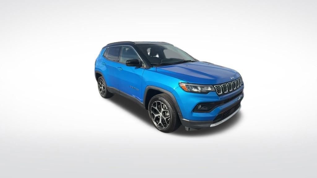 Used 2024 Jeep Compass Limited image 37