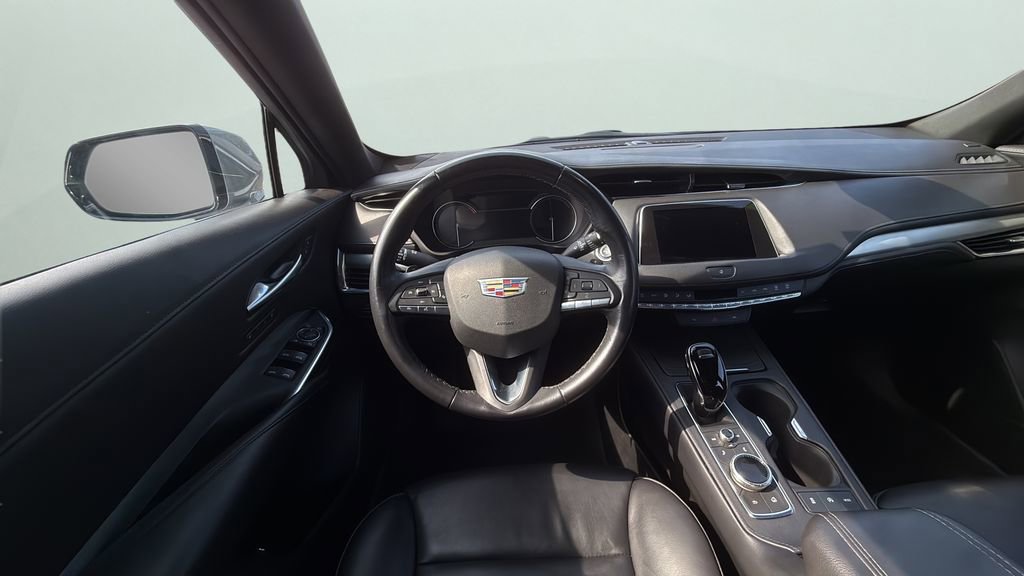 Used 2023 Cadillac XT4 Premium Luxury image 22