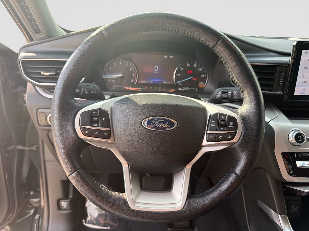 Used 2023 Ford Explorer XLT w/ Equipment Group 202A AWD/4WD image 33