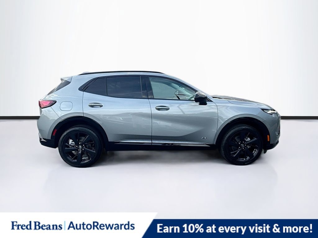 New 2025 Buick Envision Sport Touring image 8