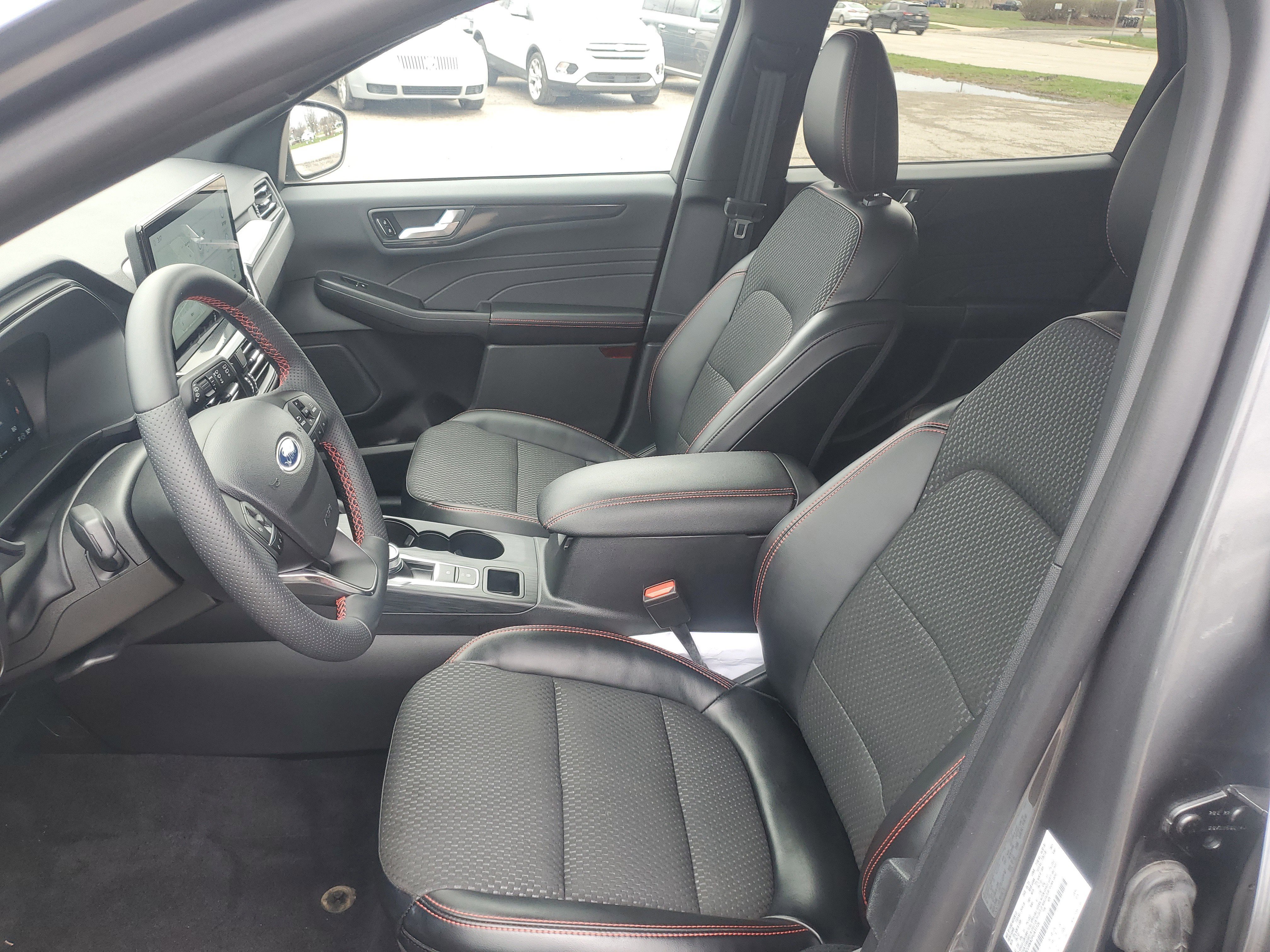 Used 2023 Ford Escape ST-Line Select w/ Tech Pack #2 AWD/4WD image 11