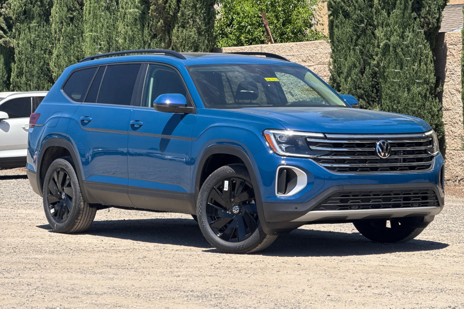 New 2026 Volkswagen Atlas SE AWD/4WD image 2