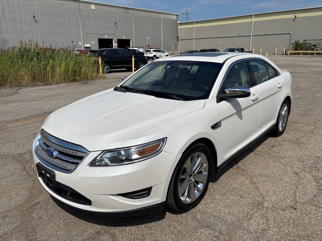 Used 2012 Ford Taurus Limited AWD/4WD image 7