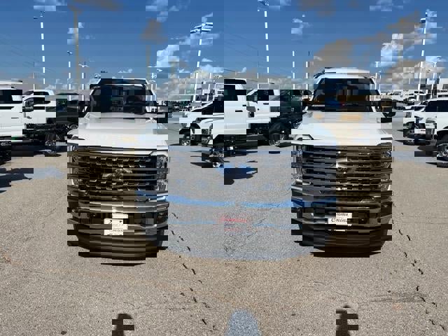 New 2026 Ford F350 Lariat w/ Chrome Package image 2