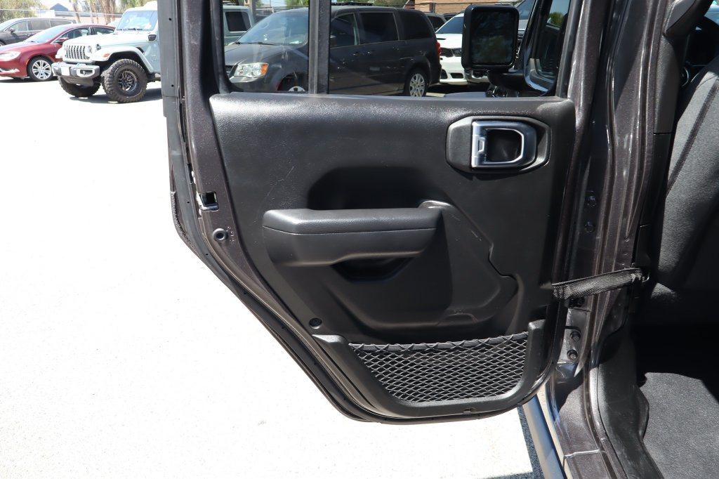 Used 2025 Jeep Wrangler Unlimited Sport AWD/4WD image 33