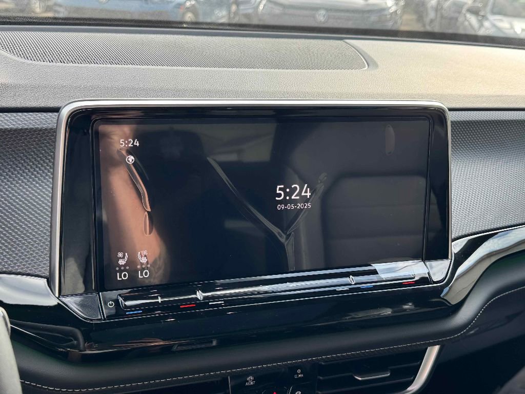 New 2026 Volkswagen Atlas Cross Sport SEL image 16