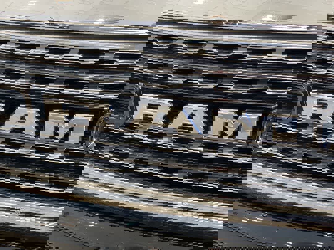 Used 2020 RAM 1500 Limited w/ Body-Colour Bumper Group image 10