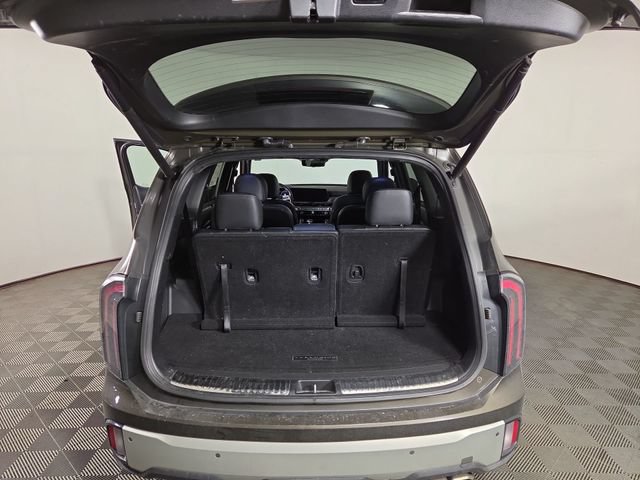 Certified 2023 Kia Telluride SX Prestige X-Line AWD/4WD image 32