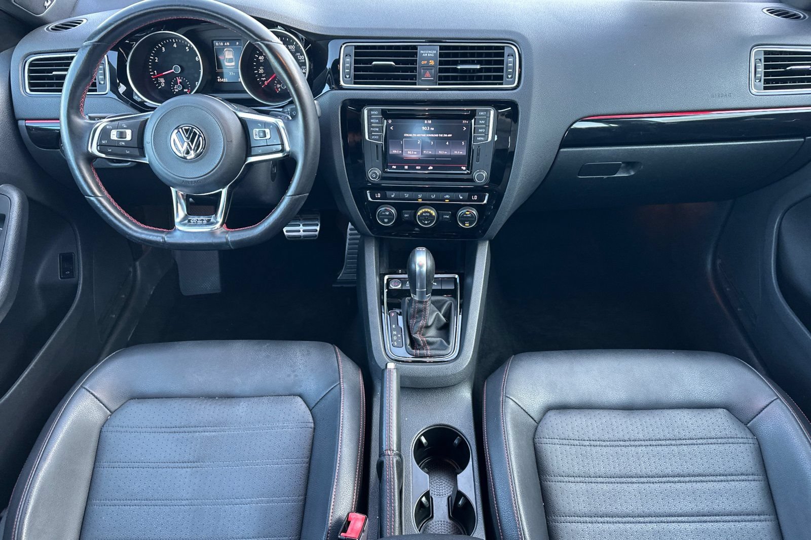 Used 2017 Volkswagen Jetta GLI FWD image 12