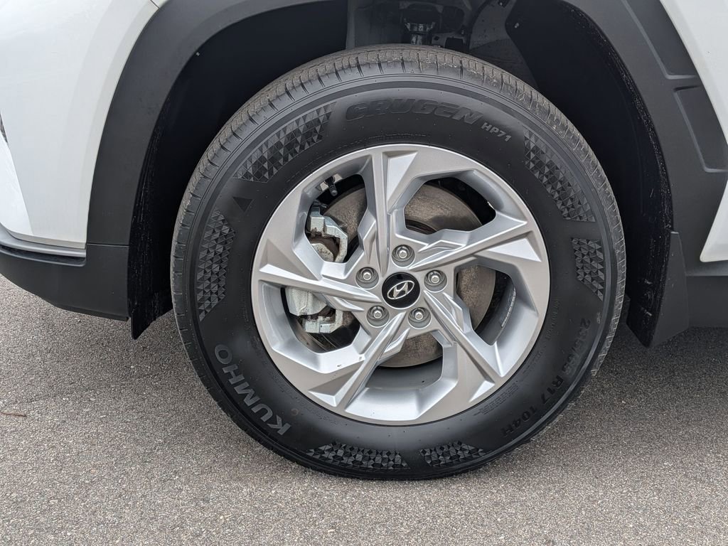 Certified 2023 Hyundai Tucson SEL w/ Winter Package AWD/4WD image 10