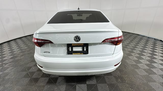 Used 2019 Volkswagen Jetta R-Line FWD image 3