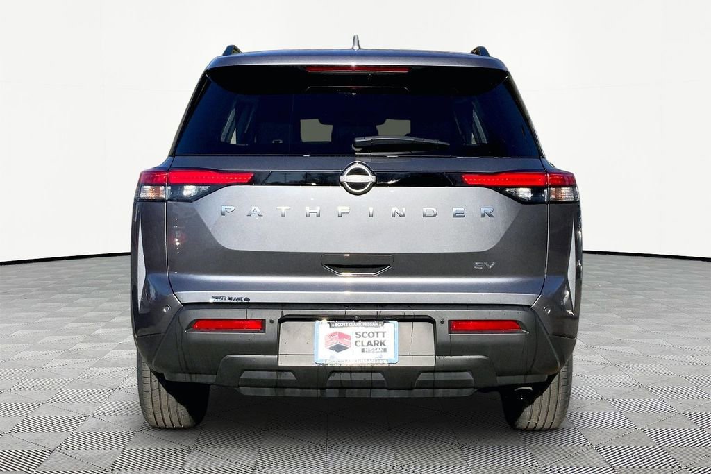 Used 2024 Nissan Pathfinder SV image 6