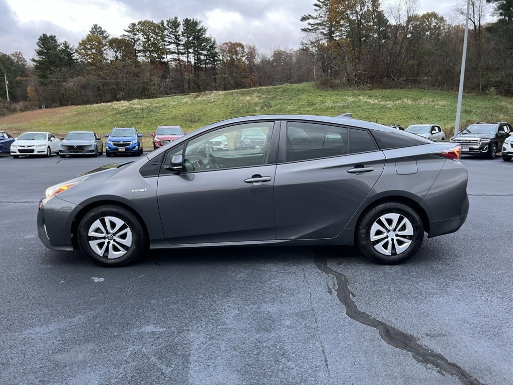 Used 2017 Toyota Prius Two image 24