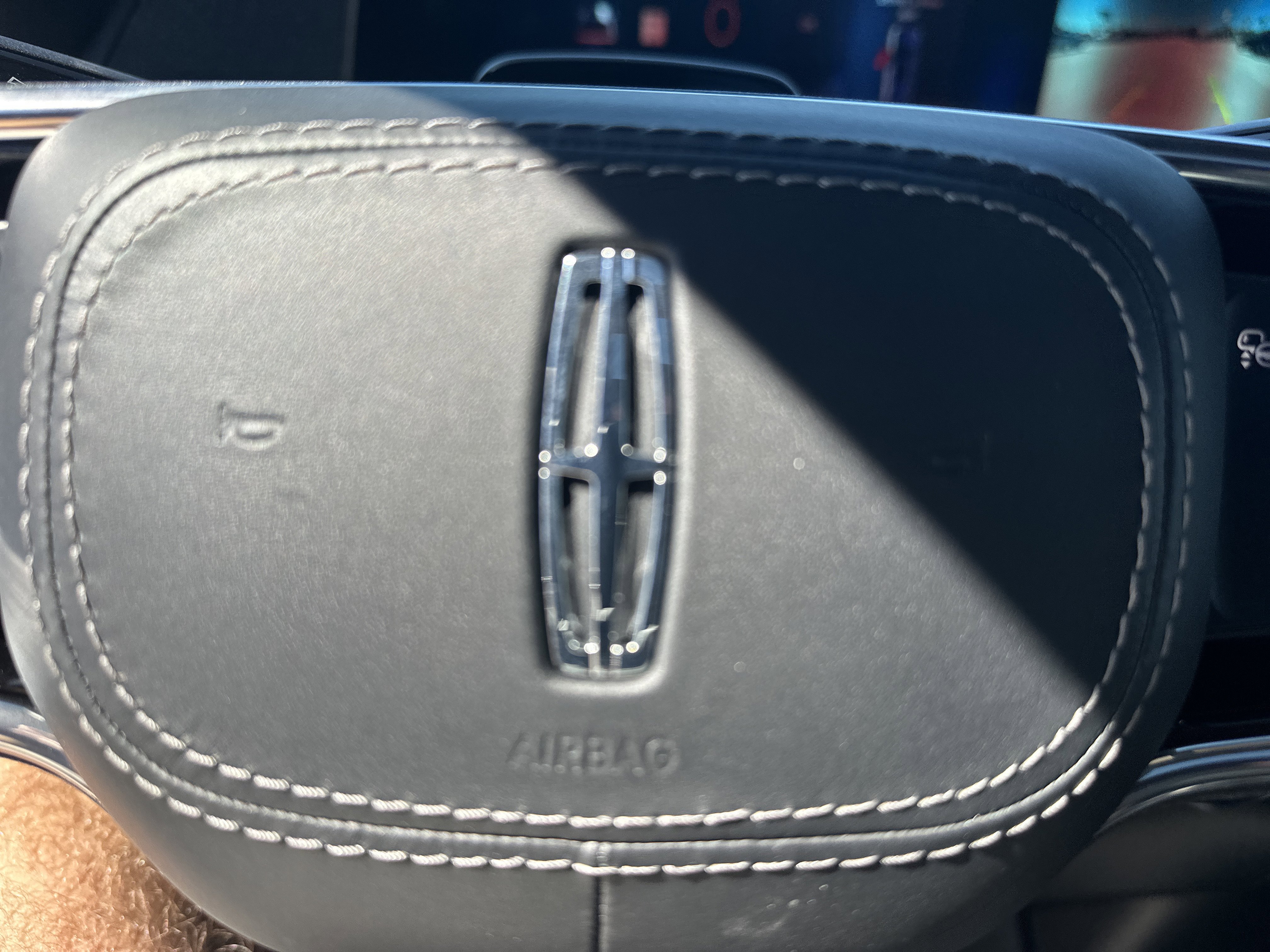 New 2025 Lincoln Navigator Reserve w/ Jet Appearance Package image 27