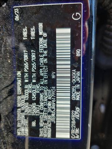 Used 2023 Toyota 4Runner SR5 AWD/4WD image 25
