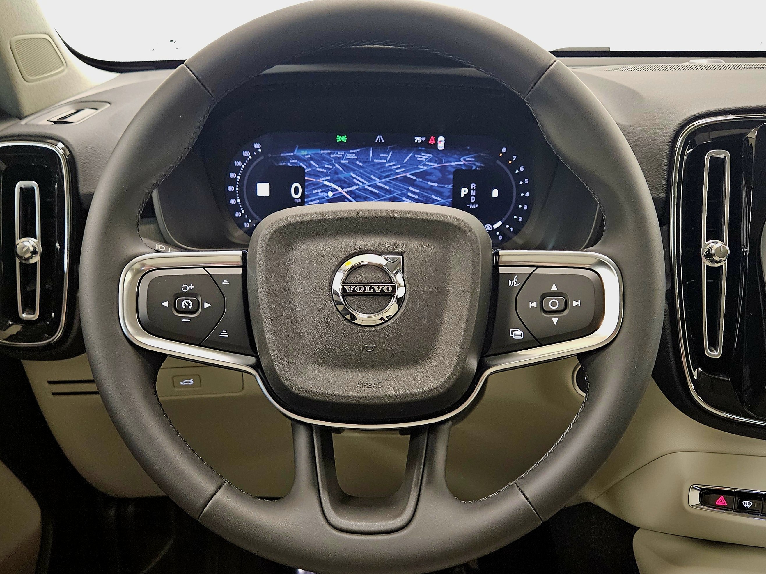 New 2026 Volvo XC40 B5 Ultra w/ Climate Package AWD/4WD image 42
