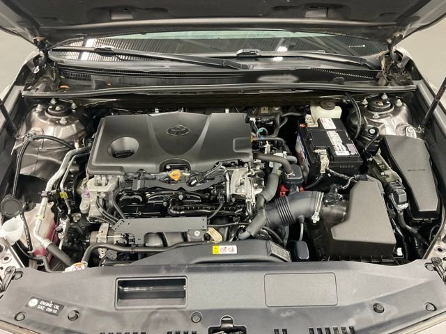 Used 2020 Toyota Camry LE w/ Carpet Mat Package image 10