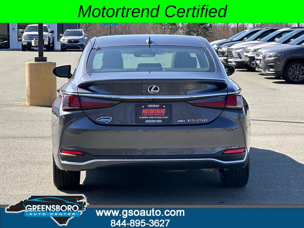 Used 2023 Lexus ES 250 w/ Premium Package image 7